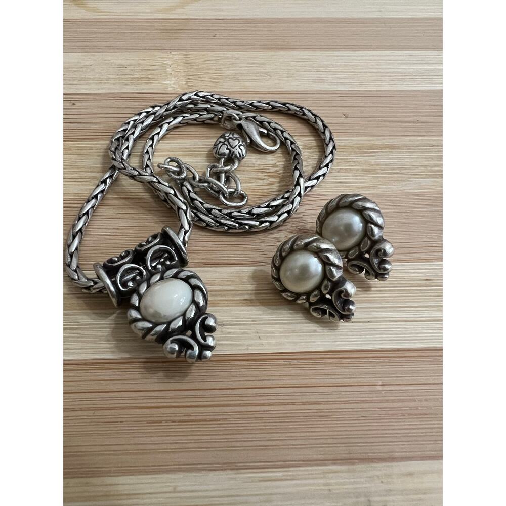 Brighton MoonGlow Reversible Necklace. & earrings Pearl & Gold.